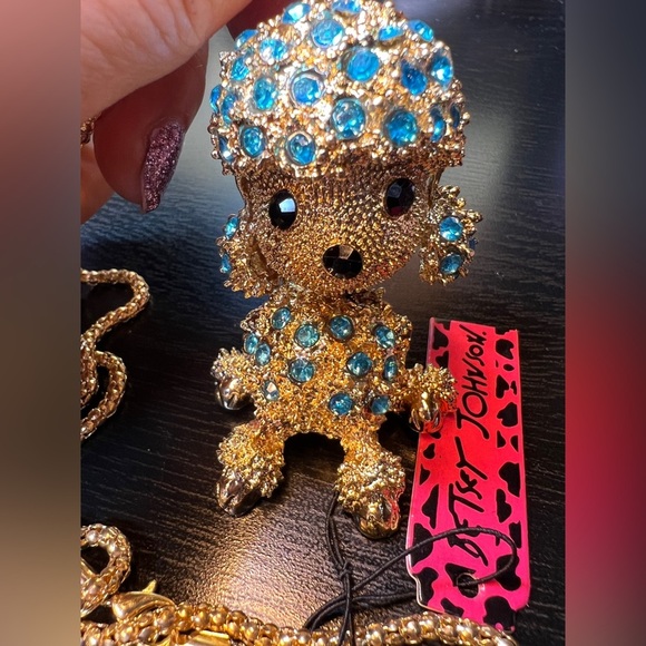 🐩 NWT! Blue Rhinestone Poodle Necklace - Picture 4 of 14